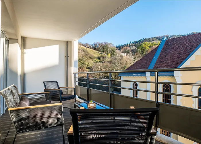 La Canopee D\'Annecy - Spacieux T3 Situe A L\'Entree De La Vieille Ville Avec Garage Et Grande Terasse