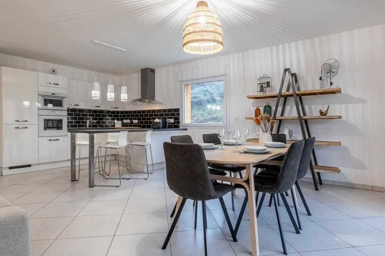 Apartment La Canopee D'annecy - Spacieux T3 Situe A L'entree De La Vieille Avec Garage Et Grande Terasse Annecy