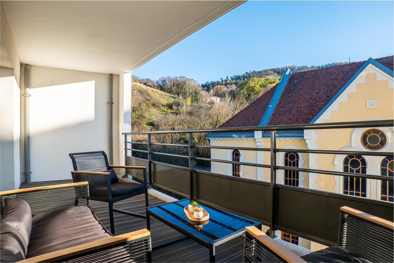 La Canopee D'annecy - Spacieux T3 Situe A L'entree De La Vieille Avec Garage Et Grande Terasse Apartment Annecy